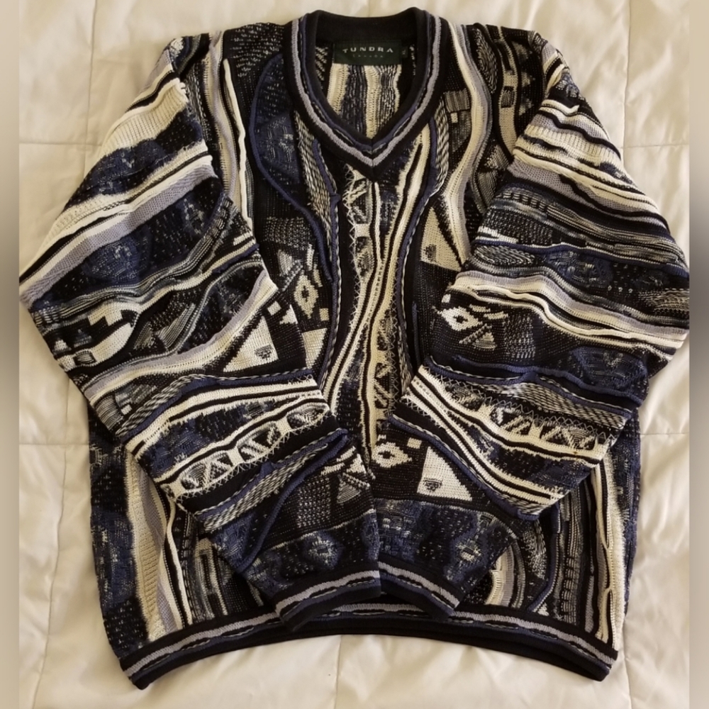 Vintage Tundra Canada Sweater